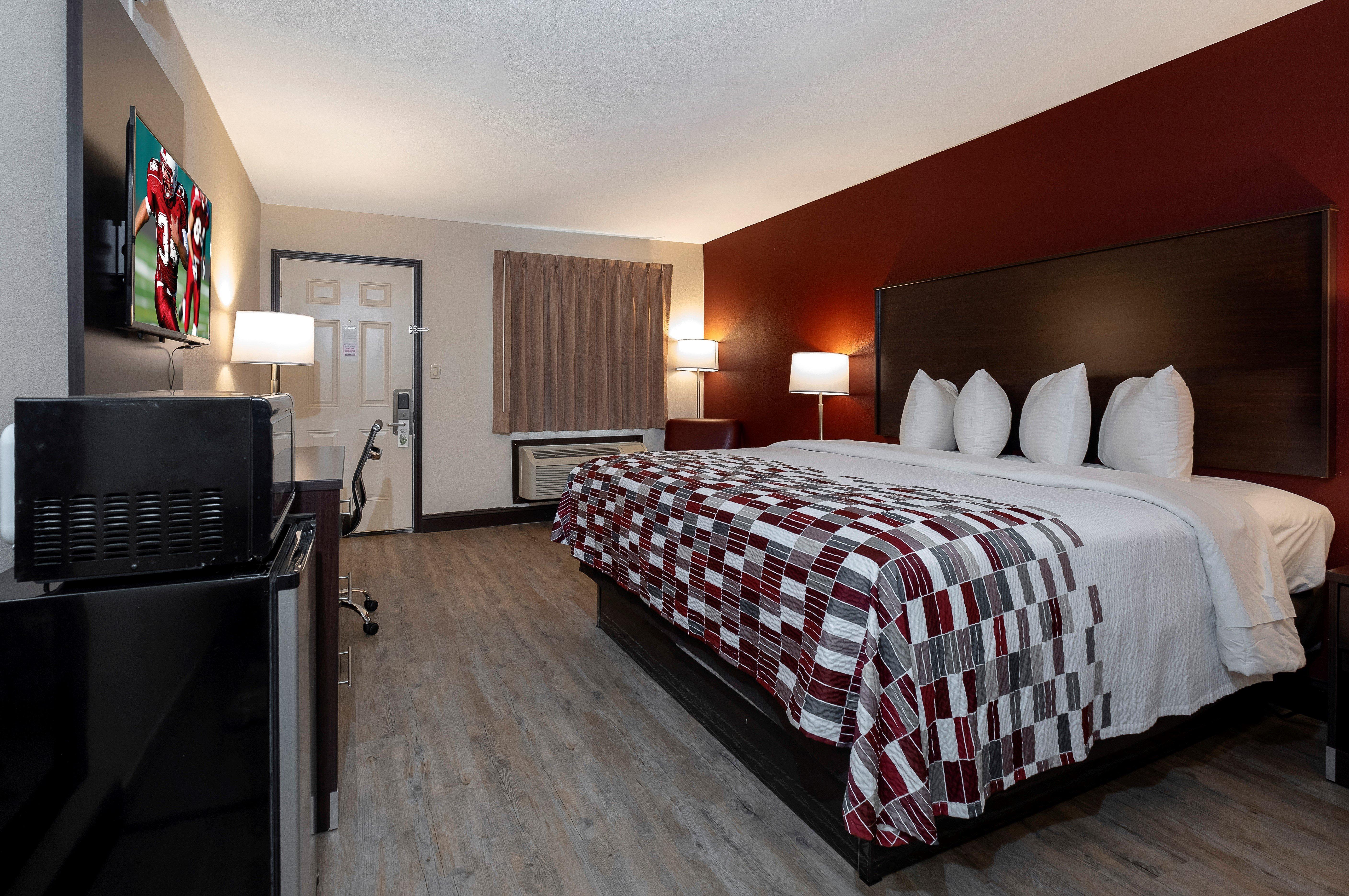 Red Roof Inn Muscle Shoals Bagian luar foto