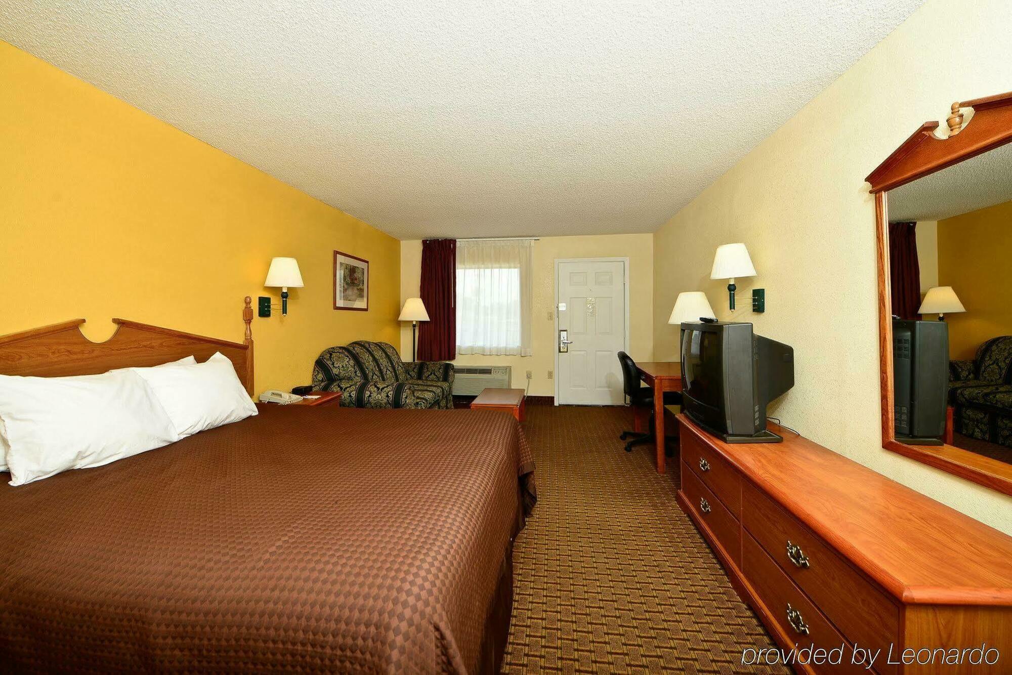 Red Roof Inn Muscle Shoals Bagian luar foto