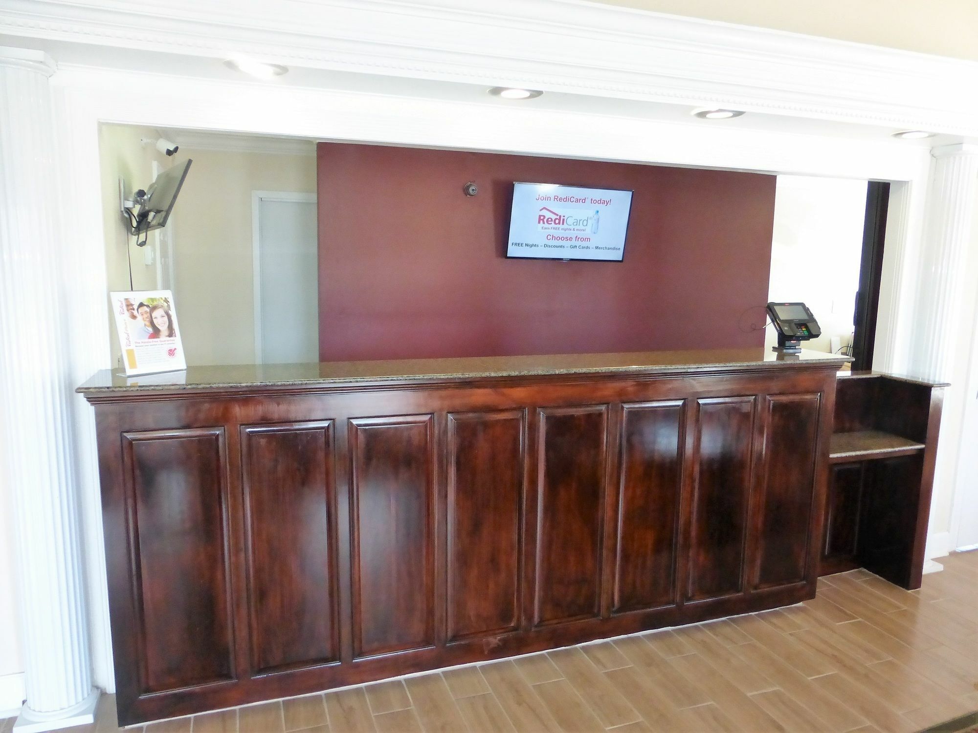 Red Roof Inn Muscle Shoals Bagian luar foto